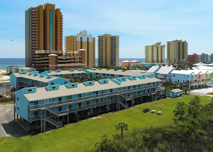 Waterfront With A Furnished Balcony Peek-a-boo Gulf Views & Shared Pools Holiday home *